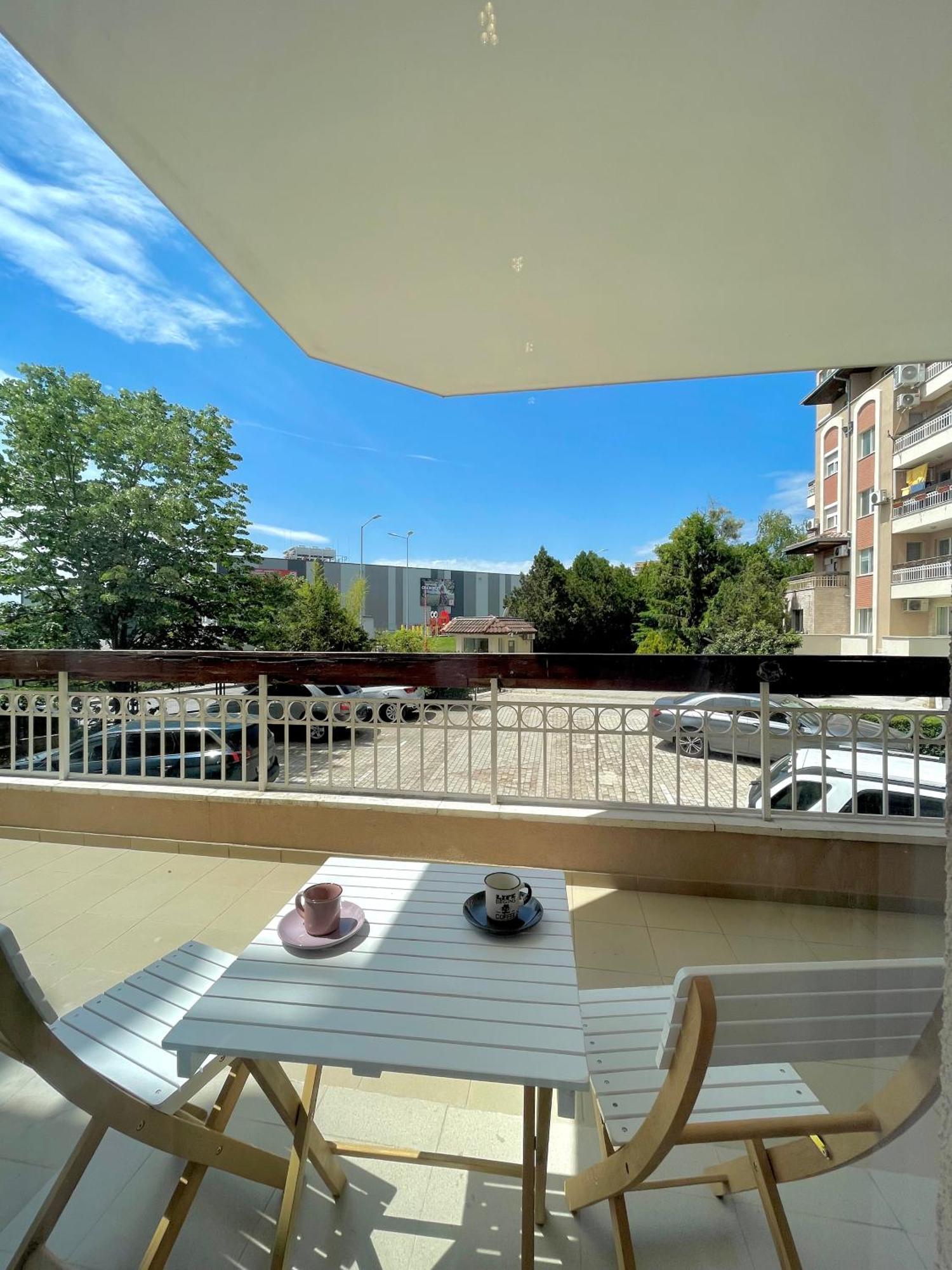Sea Breeze Apartment Варна Екстер'єр фото
